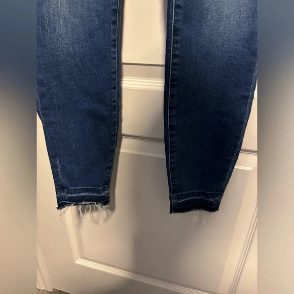 Tommy Hilfiger Denim  | Logo Detail Skinny Jeans | Size 4 - Picture 3 of 5